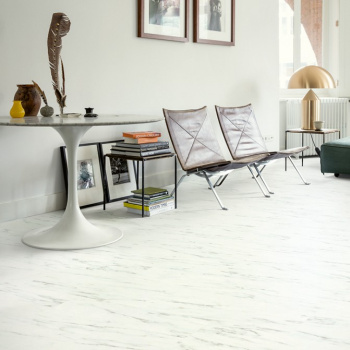 Вінілова підлога Quick Step Oro AVSTU40136 Білий каррарський мармур