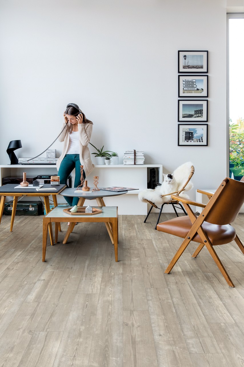 Вінілова підлога Quick Step Bloom AVMPU40074 Сосна ранковий туман